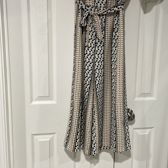 SHEIN jumpsuit, wide legs, short sleeves, zipper back, tie belt - Picture 3 of 7